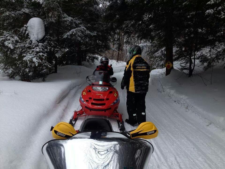 Little Hawk Resort & Marina Algonquin Highlands 외부 사진