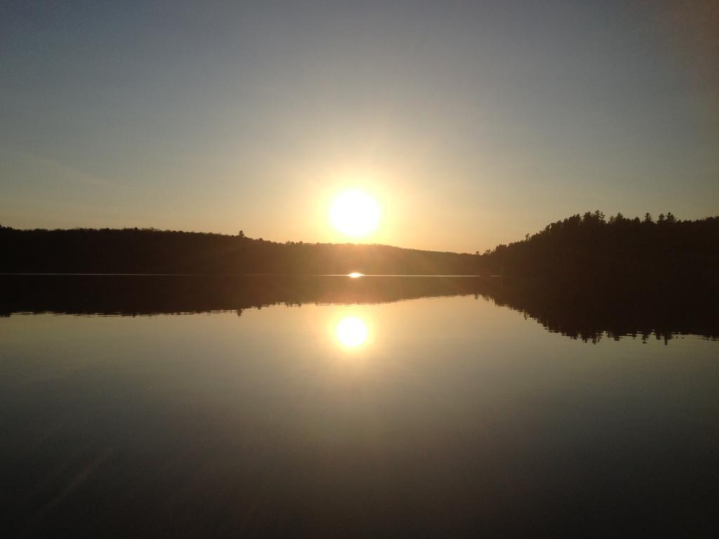 Little Hawk Resort & Marina Algonquin Highlands 외부 사진