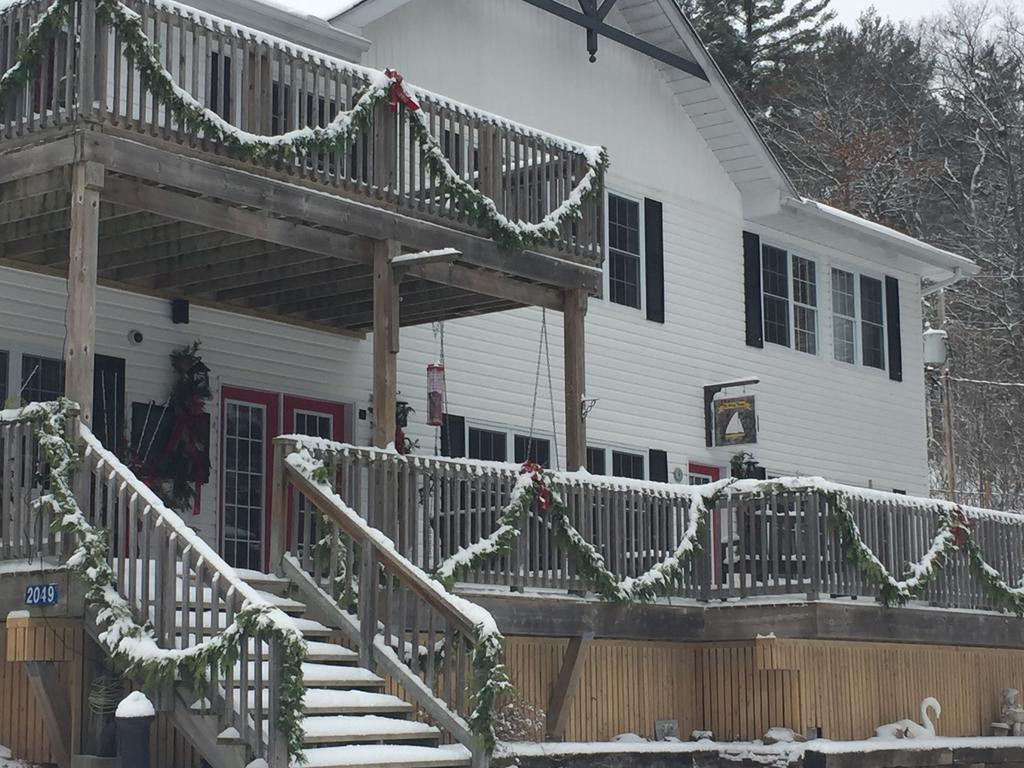 Little Hawk Resort & Marina Algonquin Highlands 외부 사진