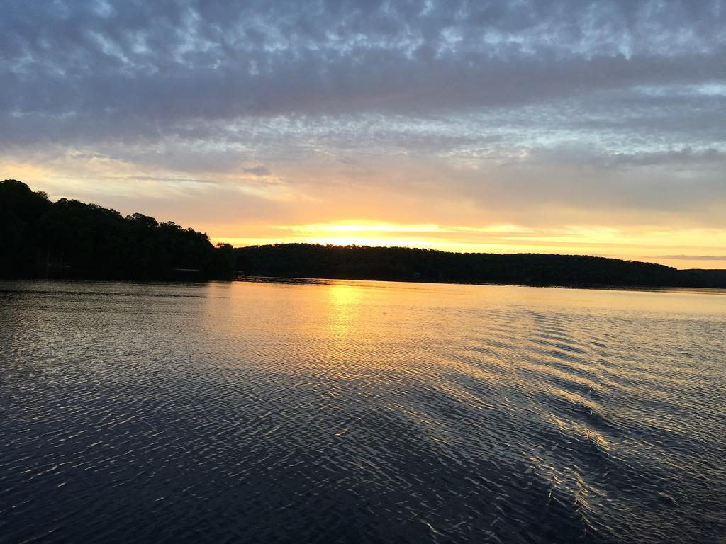 Little Hawk Resort & Marina Algonquin Highlands 외부 사진